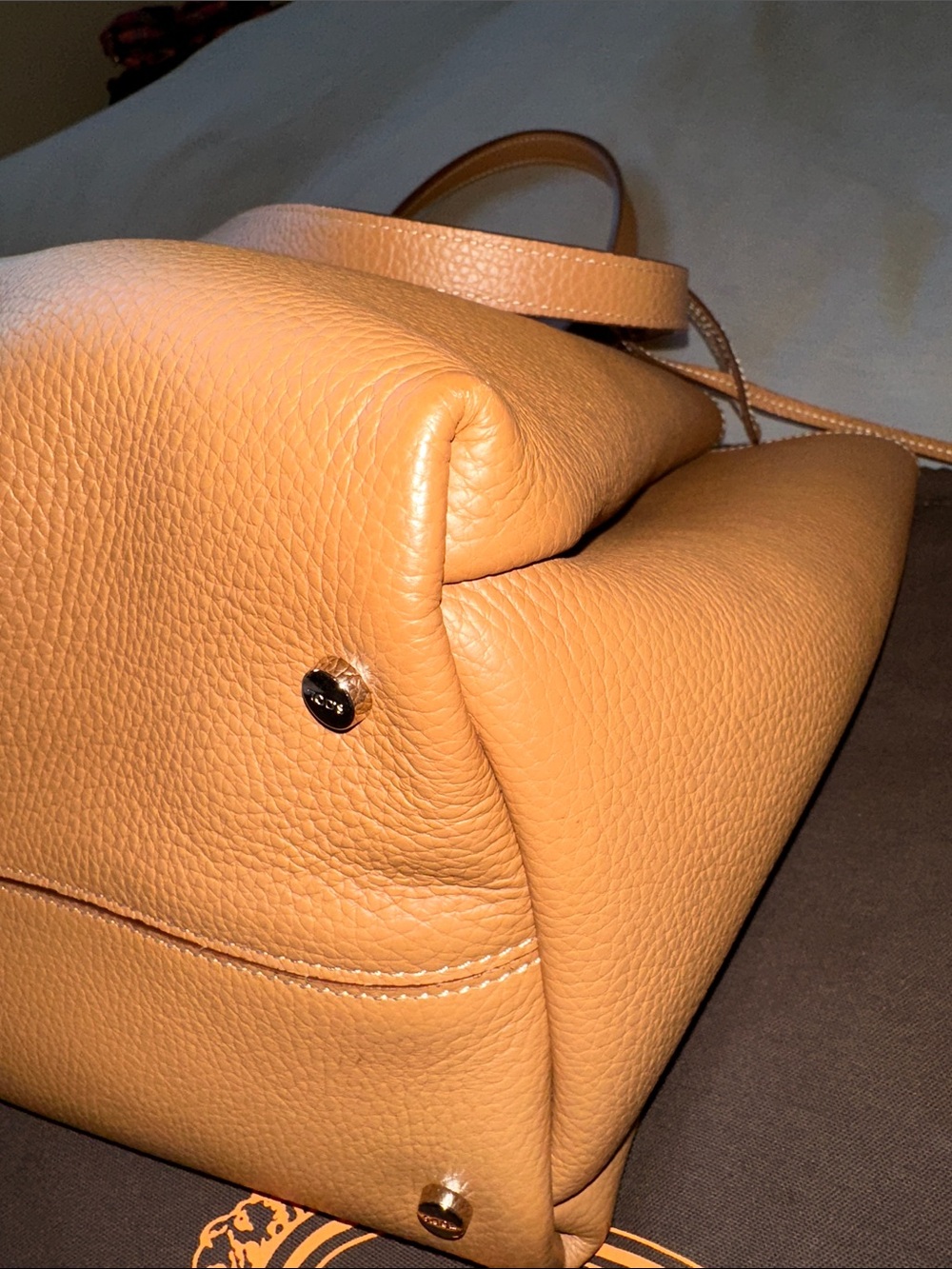 Tod's Tan & Brown Leather Tote Medium - Brown and Burgandy - Picture 12 of 14